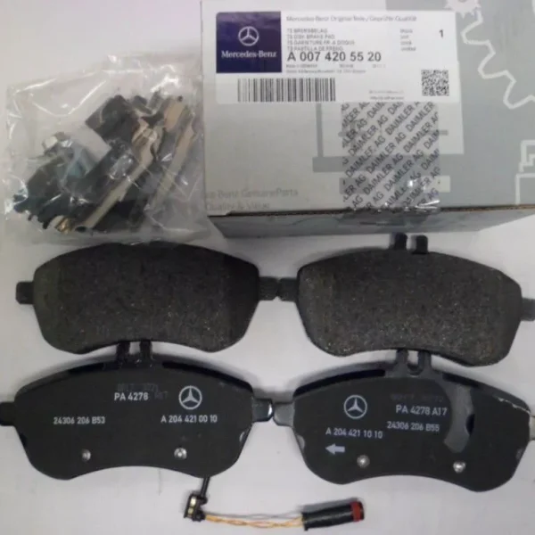 Front Brake Pad Set